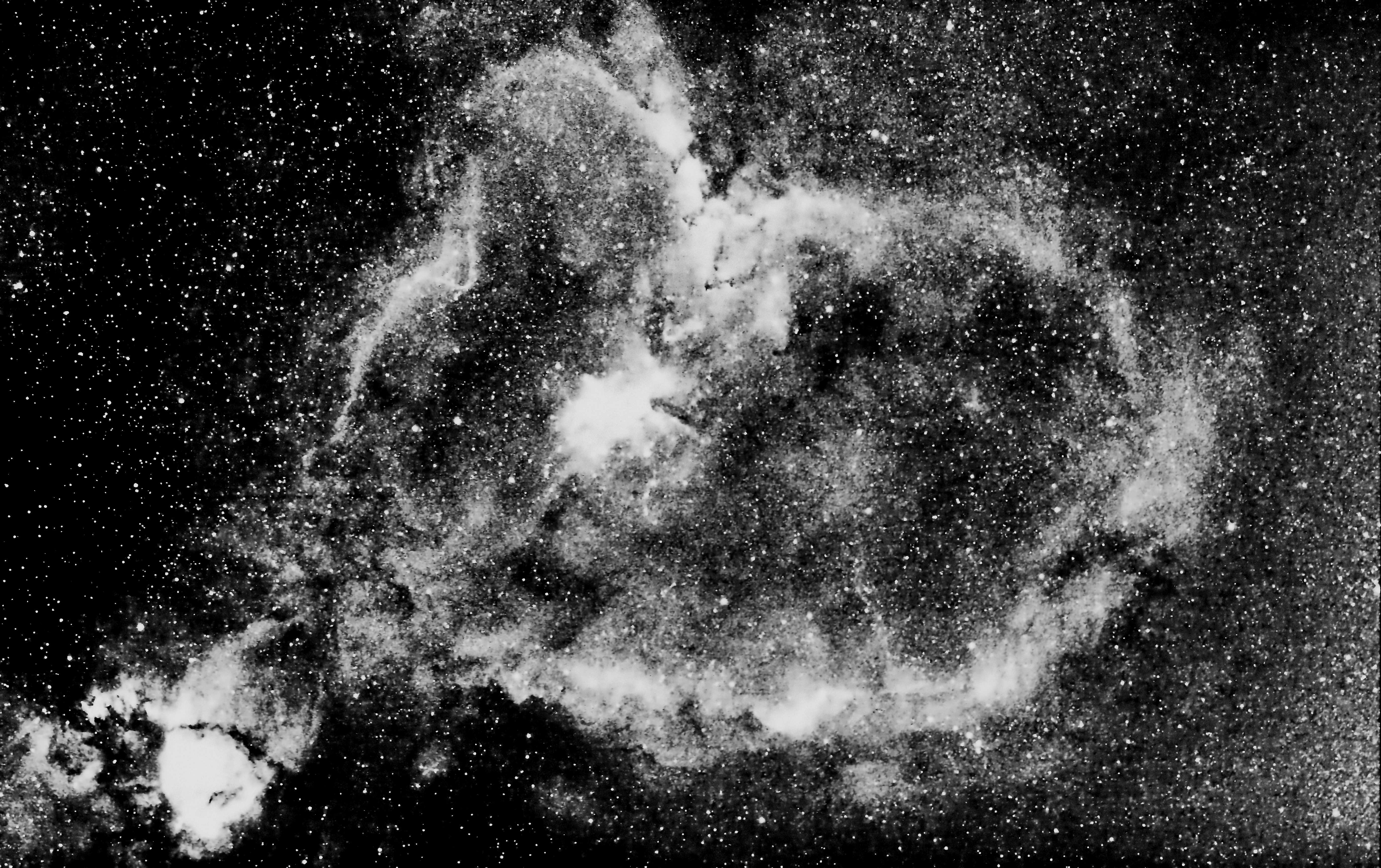 Z_IC_1805_600sec_Ha_002.jpg